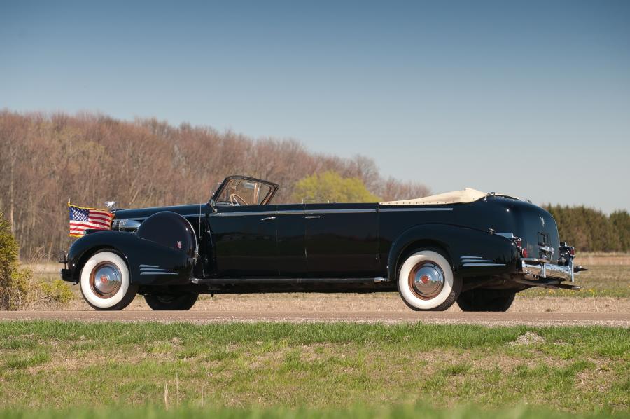  Cadillac V16 Presidential Convertible Parade Limousine by Fleetwood 1938 года  (фото 56 из 57)